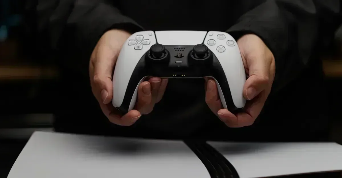 Sony reducirá la producción de discos sólo 10% en 2028, no 90%, pero mantiene su salida de juegos nuevos en físico